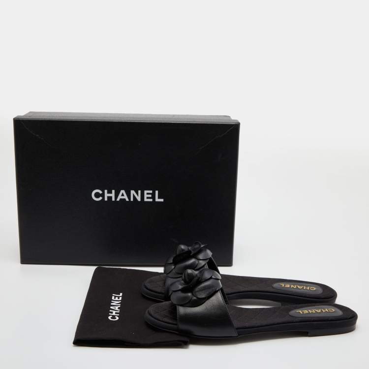 Pre Owned Chanel Black Leather CC Camellia Slide Flat Slides Size 37.5