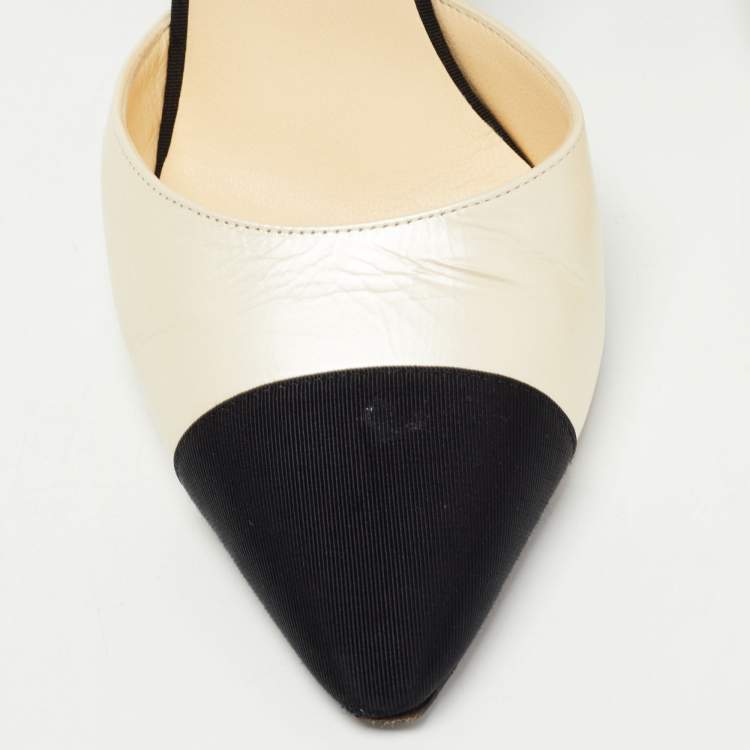 Pre Owned Chanel Cream/Black Canvas and Leather Pointed Cap Toe Ankle Strap Pumps Size 38.5