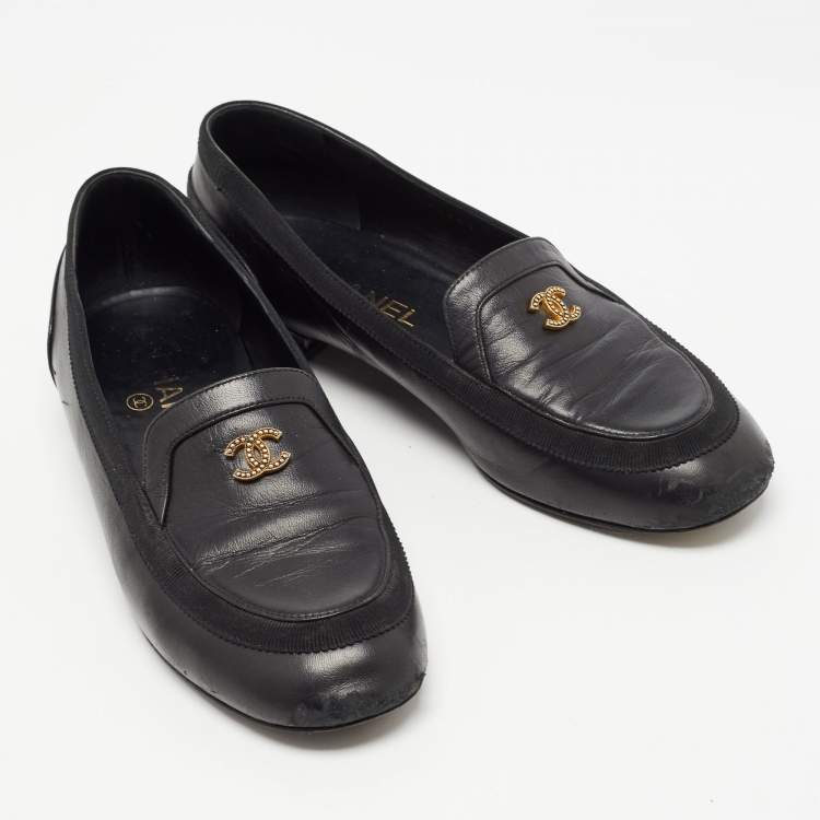 Pre Owned Chanel Black Leather CC Loafers Size 38