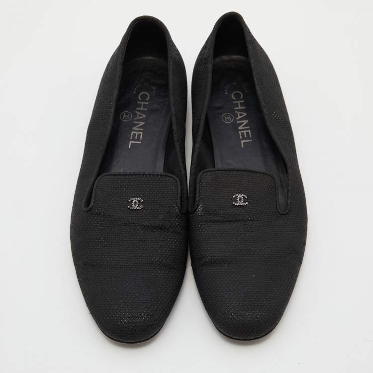 Pre Owned Chanel Black Fabric CC Slip On Smoking Slippers Size 39.5