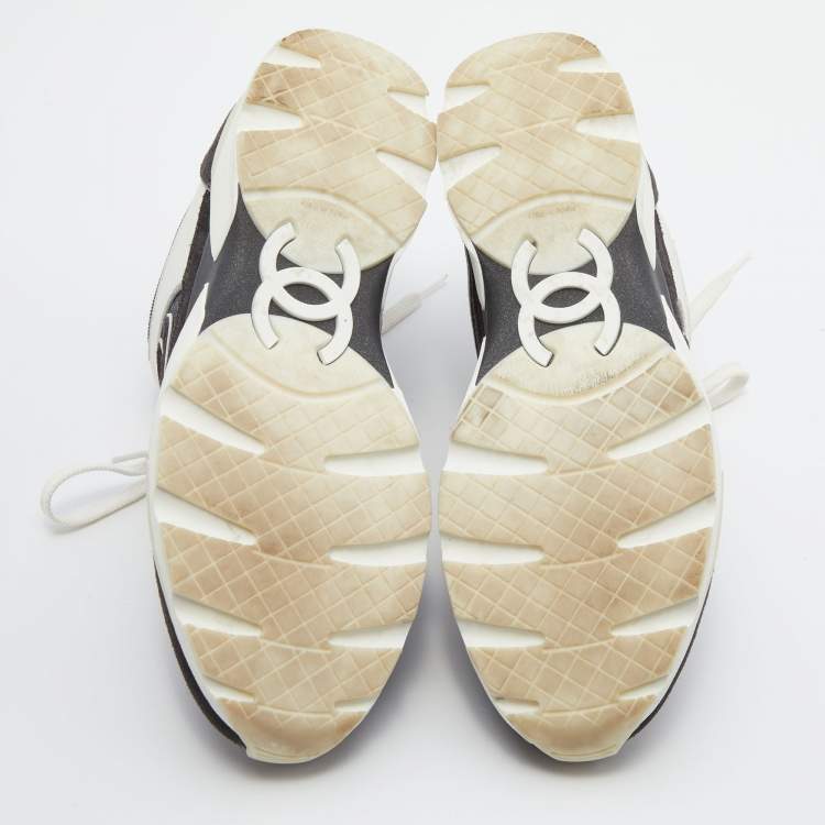 Pre Owned Chanel Black/White Denim, Suede and Leather CC Low-Top Sneakers Size 38.5