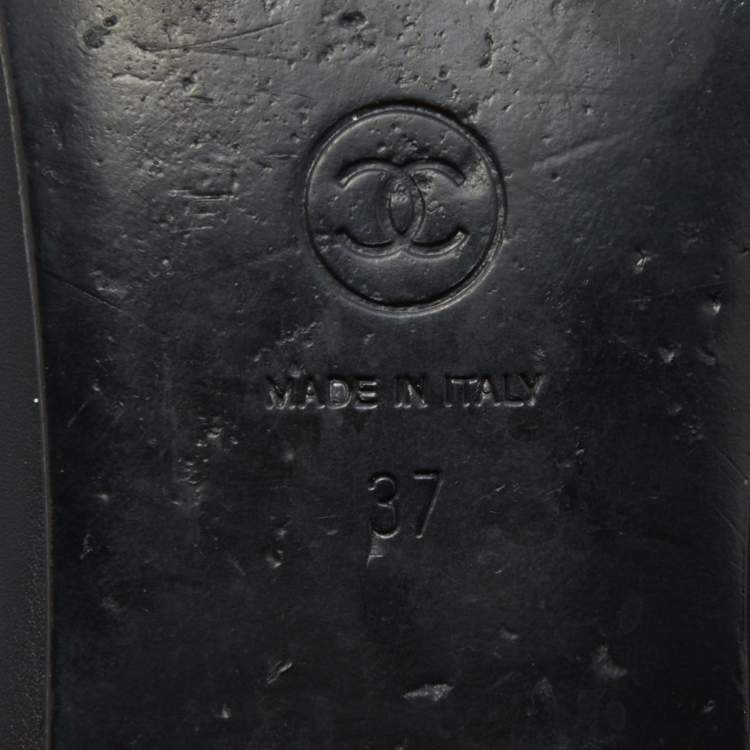 Pre Owned Chanel Black/Blue Leather CC Bow Ballet Flats Size 37