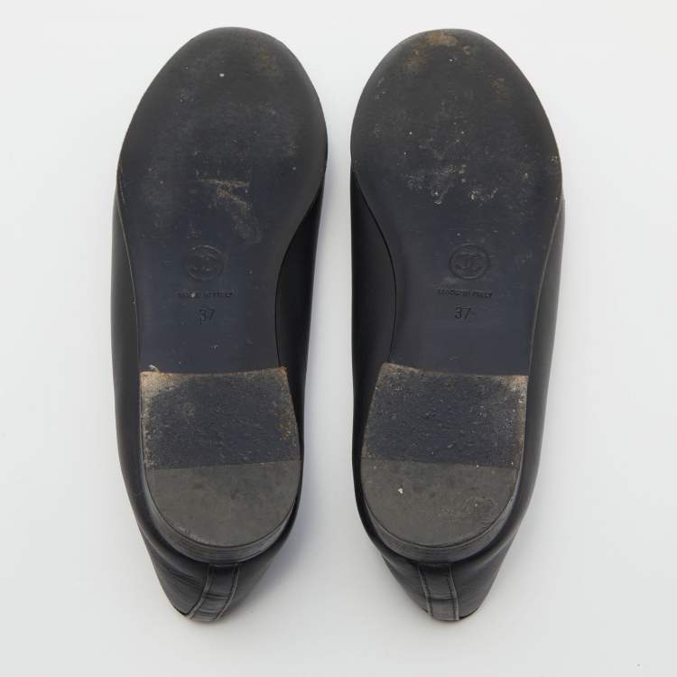 Pre Owned Chanel Black/Blue Leather CC Bow Ballet Flats Size 37