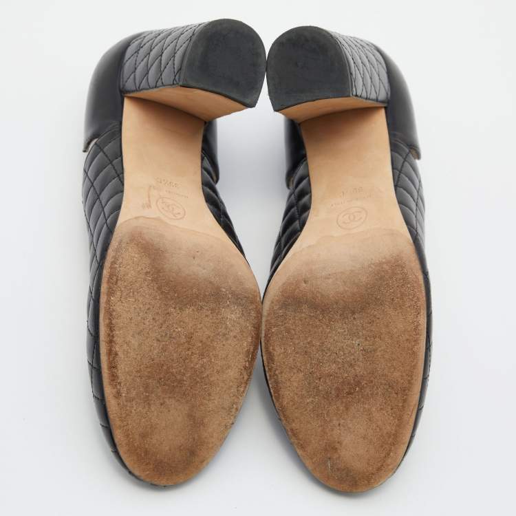 Pre Owned Chanel Black Quilted Leather Round Toe Block Heel Pumps Size 39.5