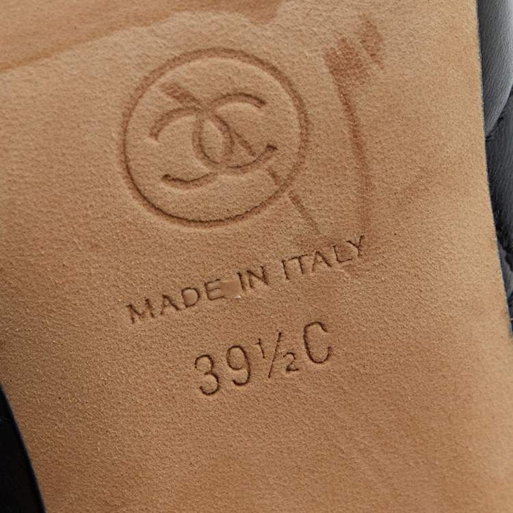 Pre Owned Chanel Black Quilted Leather Round Toe Block Heel Pumps Size 39.5