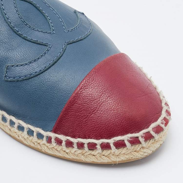 Pre Owned Chanel Blue/Red CC Cap Toe Espadrille Flats Size 38