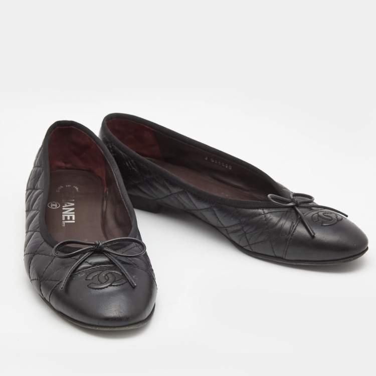 Pre Owned Chanel Black Leather CC Ballet Flats Size 38