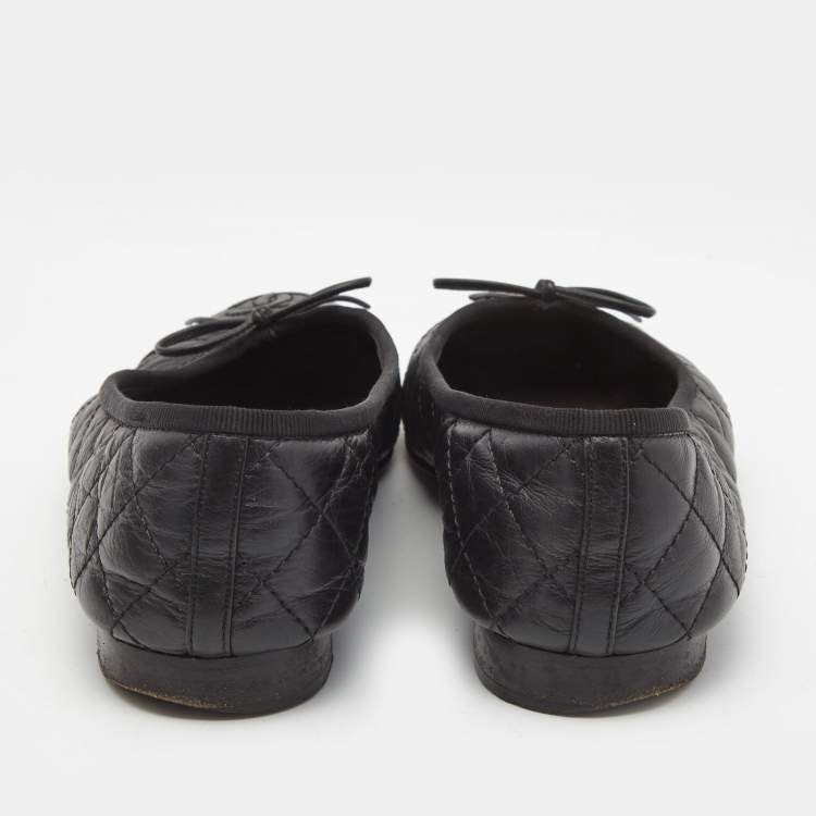 Pre Owned Chanel Black Leather CC Ballet Flats Size 38