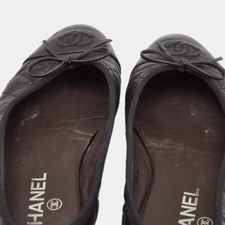 Pre Owned Chanel Black Leather CC Ballet Flats Size 38