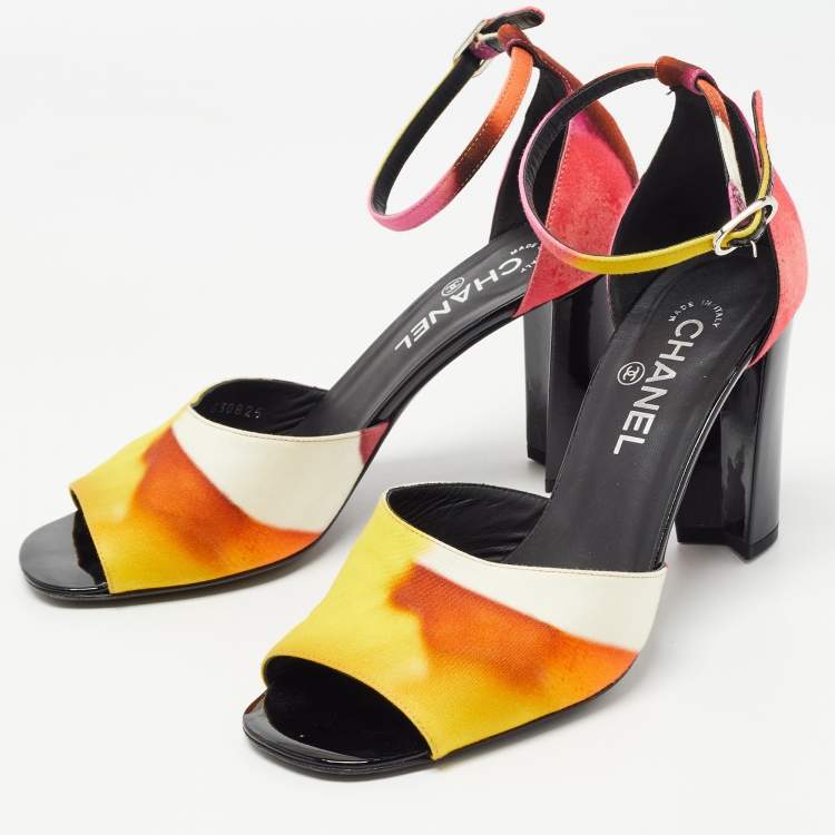 Chanel Multicolor Printed Fabric CC Ankle Strap Sandals Size 40.5