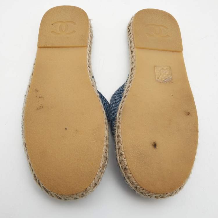 Pre Owned Chanel Blue/Black Denim and Canvas CC Espadrille Mules Size 37