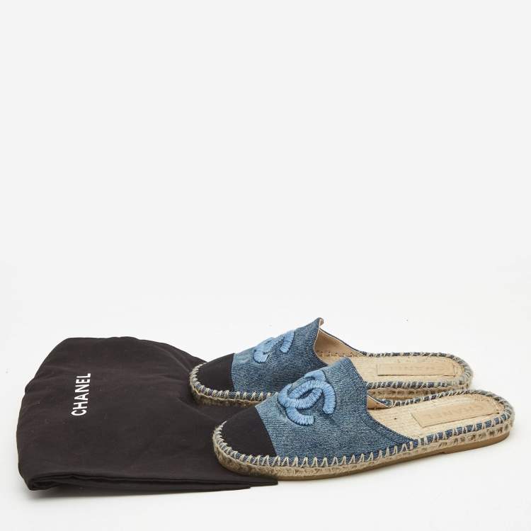 Pre Owned Chanel Blue/Black Denim and Canvas CC Espadrille Mules Size 37