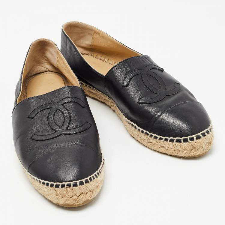Pre Owned Chanel Black Leather CC Espadrille Flats Size 42