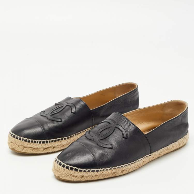 Pre Owned Chanel Black Leather CC Espadrille Flats Size 42