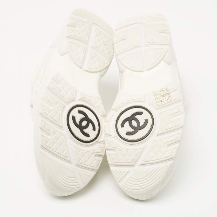 Pre Owned Chanel White Suede and Neoprene CC Low Top Sneakers Size 38.5