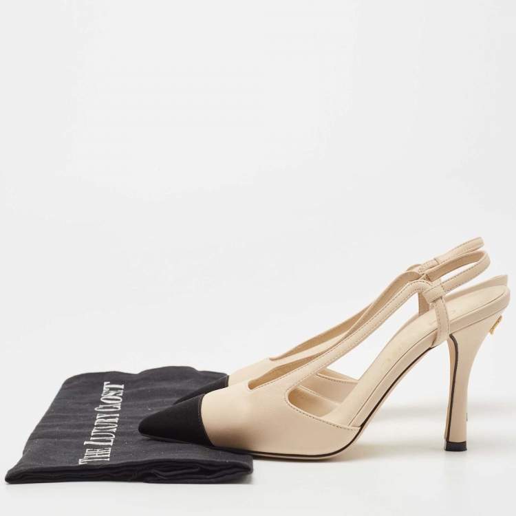 Pre Owned Chanel Cream/Black Leather And Satin Cap-Toe Slingback Pumps Size 37