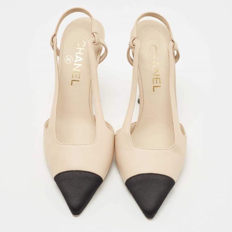 Pre Owned Chanel Cream/Black Leather And Satin Cap-Toe Slingback Pumps Size 37