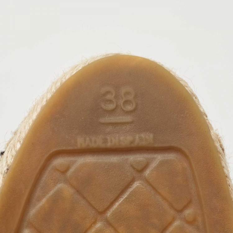Pre Owned Chanel Gold/Black Woven Fabric CC Espadrille Flats Size 38