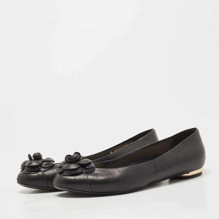 Chanel Black Leather Camelia Ballet Flats Size 38.5 Chanel