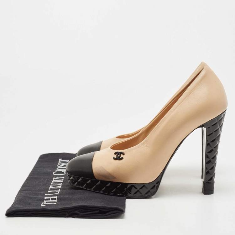 Pre Owned Chanel Beige/Black Leather CC Quilted Platform Pumps Size 36.5