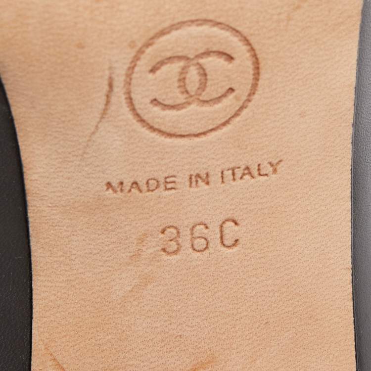 Pre Owned Chanel Grey/Black Leather and Patent Cap Toe CC Ankle Booties Size 36