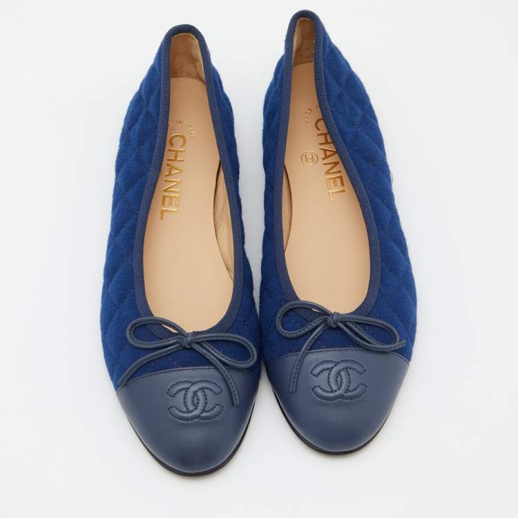 Pre Owned Chanel Blue Quilted Fabric and Leather CC Cap Toe Bow Ballet Flats Size 37
