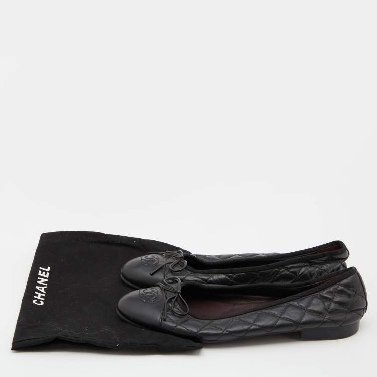 Pre Owned Chanel Black Quilted Leather CC Bow Ballet Flats Size 37.5