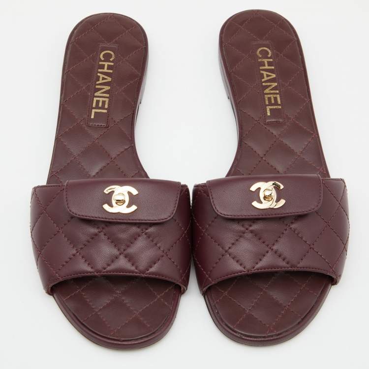 Pre Owned Chanel Burgundy Quilted Leather CC Logo Flat Sandals Size 38