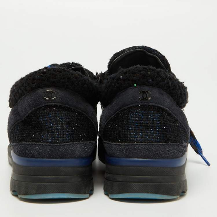 Pre Owned Chanel Black/Blue Tweed and Patent Leather CC Low Top Sneakers Size 39