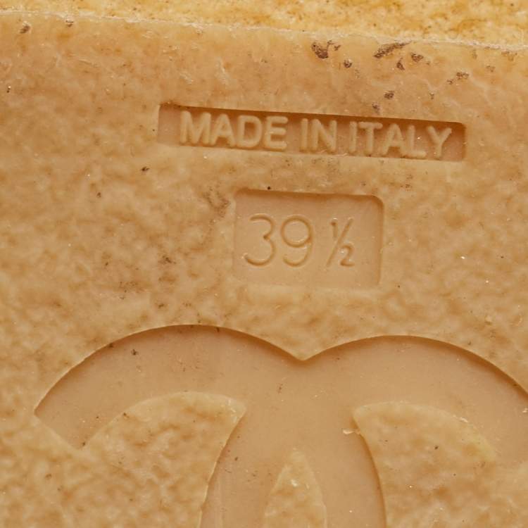 Pre Owned Chanel Black/Gold Textured Patent Leather Mid Calf Length Boots Size 39.5