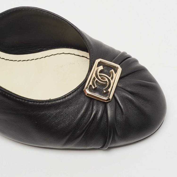 Pre Owned Chanel Black Leather CC D'orsay Pumps Size 38