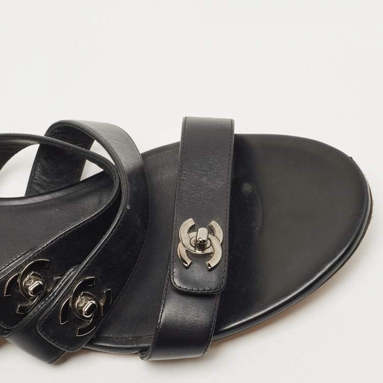 Pre Owned Chanel Black Leather CC Turnlock Triple Strap Flat Slides Size 39.5