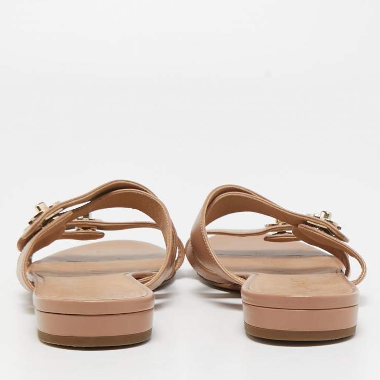 Pre Owned Chanel Beige Leather CC Turnlock Triple Strap Flat Slides Size 39.5