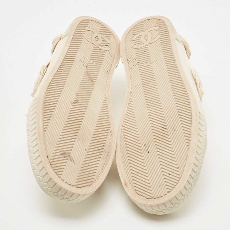 Pre Owned Chanel Cream Leather CC Camelia Low Top Sneakers Size 42