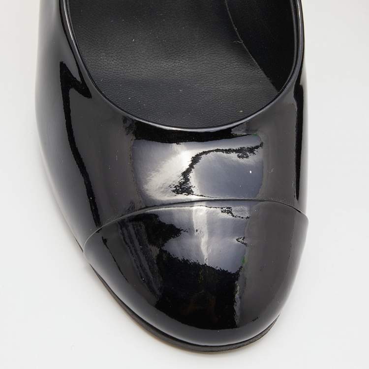 Pre Owned Chanel Black Patent Leather Faux Pearl Embellished Heel CC Cap Toe Pumps Size 39
