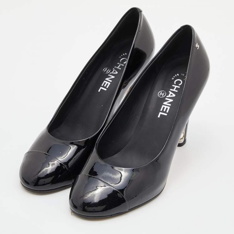 Pre Owned Chanel Black Patent Leather Faux Pearl Embellished Heel CC Cap Toe Pumps Size 39