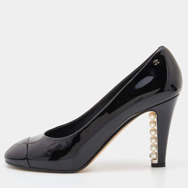Pre Owned Chanel Black Patent Leather Faux Pearl Embellished Heel CC Cap Toe Pumps Size 39