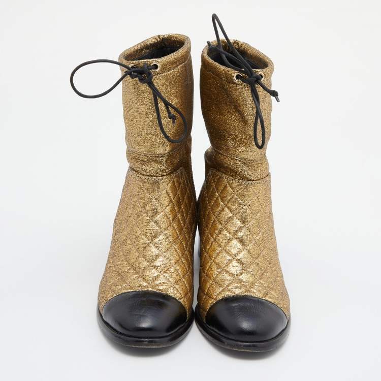 Pre Owned Chanel Gold Leather Quilted CC Logo Ankle Boots Size 38.5