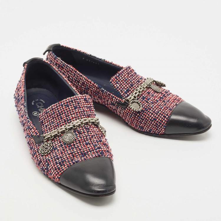 Pre Owned Chanel Tricolor Tweed and Leather Embellished CC Cap-Toe Smoking Slipper Size 40