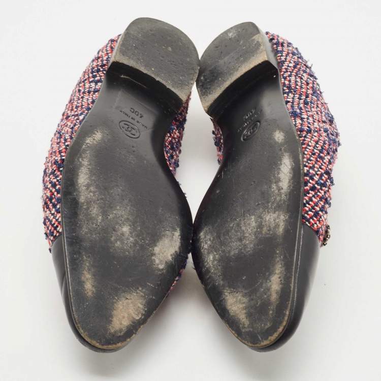 Pre Owned Chanel Tricolor Tweed and Leather Embellished CC Cap-Toe Smoking Slipper Size 40