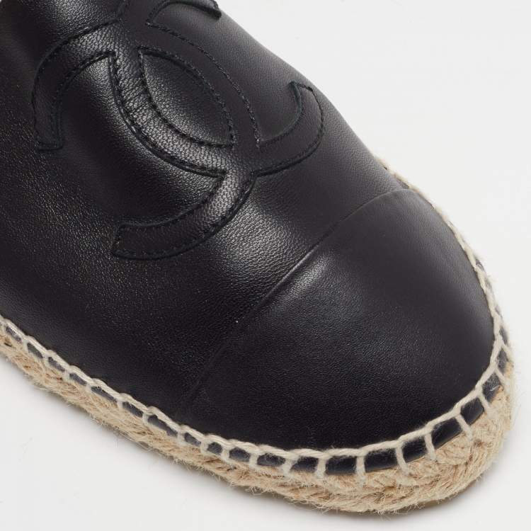 Pre Owned Chanel Black Leather CC Cap Toe Espadrille Flats Size 39