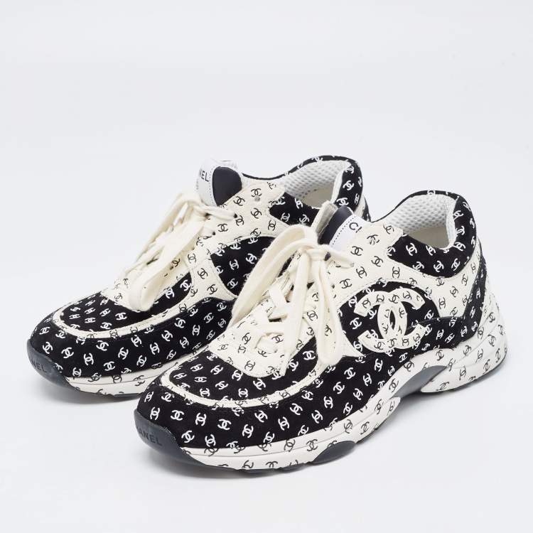 Pre Owned Chanel Black/White Suede CC Low Top Sneakers Size 39.5