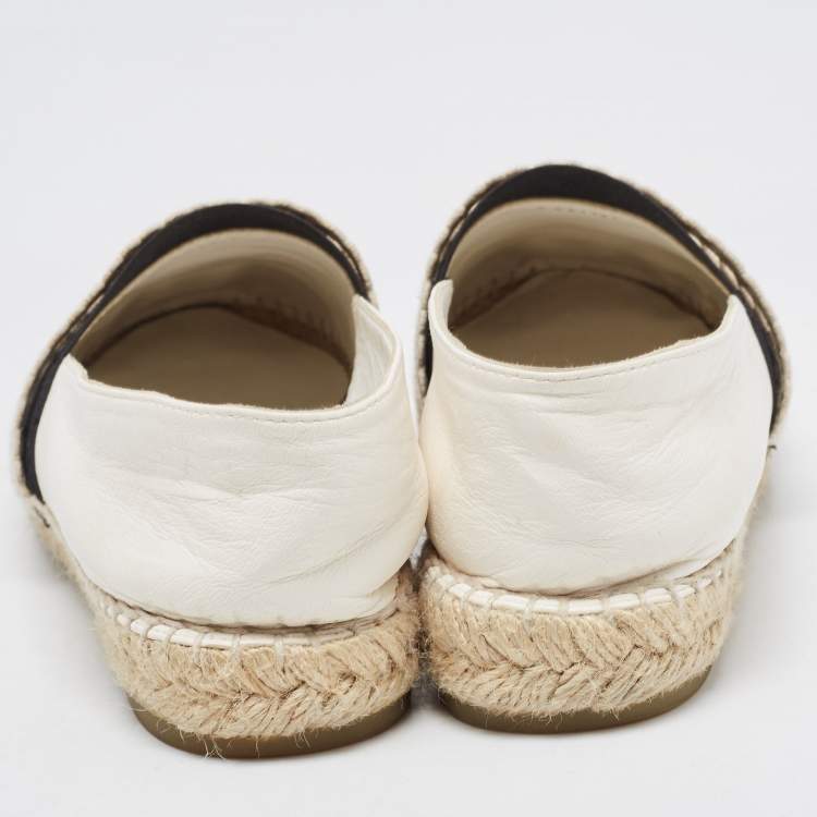 Pre Owned Chanel Off White/Black Leather CC Espadrille Flats Size 39