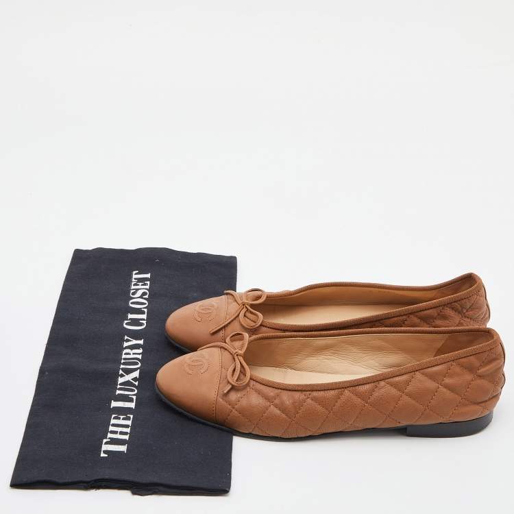 Pre Owned Chanel Brown Quilted Leather CC Bow Ballet Flats Size 39