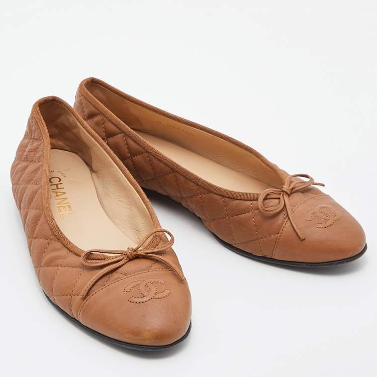 Pre Owned Chanel Brown Quilted Leather CC Bow Ballet Flats Size 39