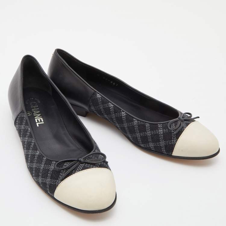 Pre Owned Chanel Black/Cream Quilted Canvas and Leather Bow Ballet Flats Size 39.5