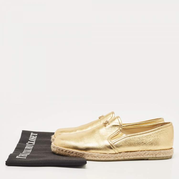 Pre Owned Chanel Metallic Gold Leather CC Slip On Espadrilles Flats Size 38