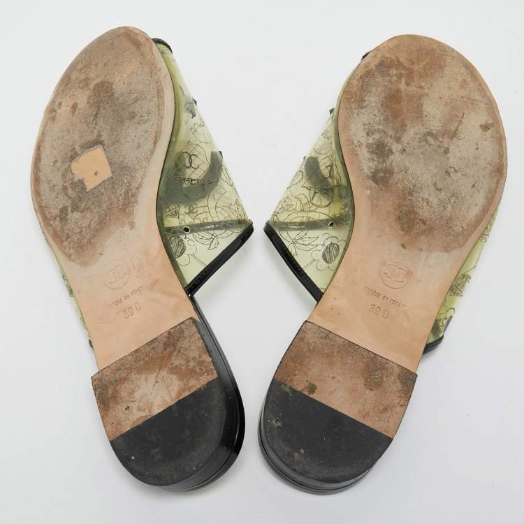 Pre Owned Chanel Transparent/Black PVC and Patent Leather CC Flat Slides Size 39