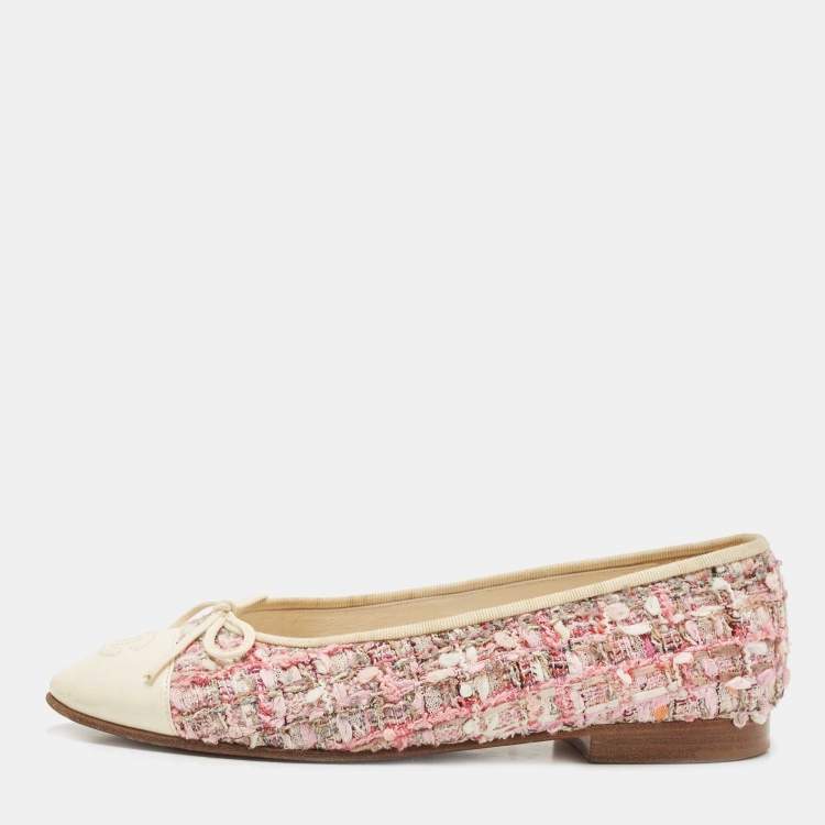 Chanel Pink/Off White Tweed and Leather CC Cap Toe Bow