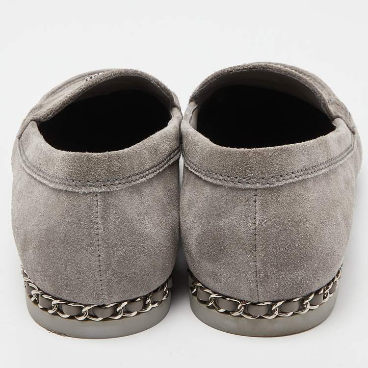Pre Owned Chanel Grey Suede CC Chain Loafers Size 40
